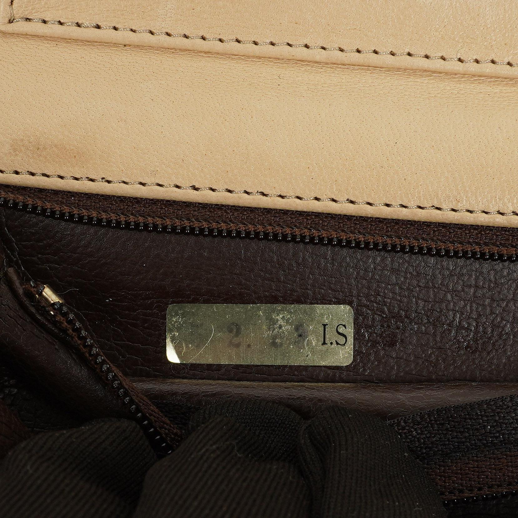 Chanel Classic Vollklapptasche Beige Gequiltetes Lammleder 24K Goldbeschichtetes Hardware