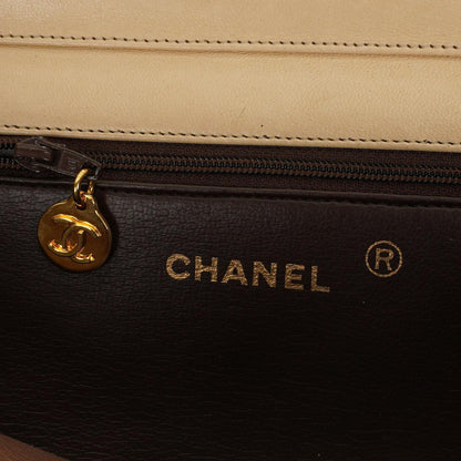 Chanel Classic Vollklapptasche Beige Gequiltetes Lammleder 24K Goldbeschichtetes Hardware