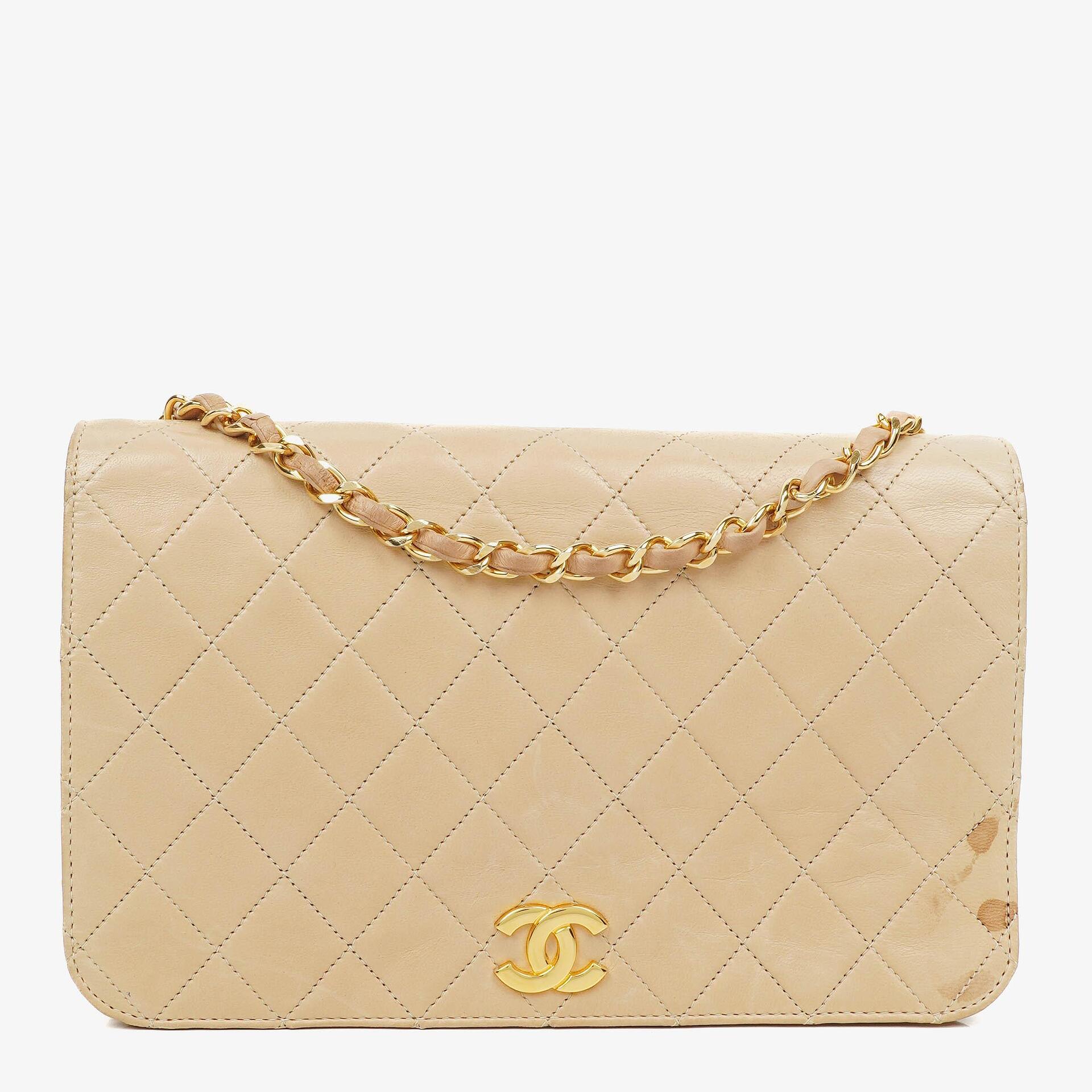 Chanel Classic Full Flap Tasche aus beigem gestepptem Lammleder mit 24K vergoldeter Hardware