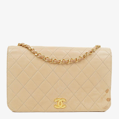 Chanel Classic Full Flap Tasche aus beigem gestepptem Lammleder mit 24K vergoldeter Hardware