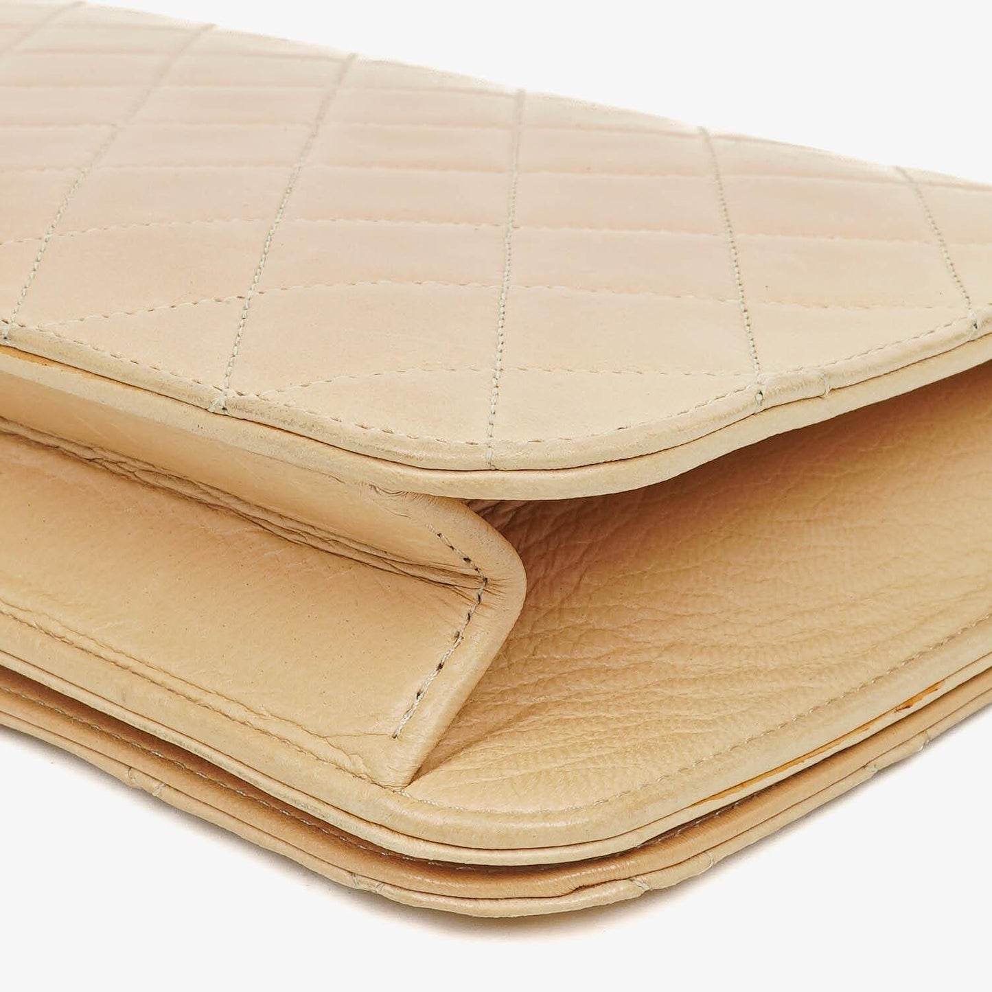 Chanel Classic Full Flap Tasche aus beigem gestepptem Lammleder mit 24K vergoldeter Hardware