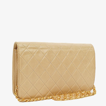 Chanel Classic Full Flap Tasche aus beigem gestepptem Lammleder mit 24K vergoldeter Hardware