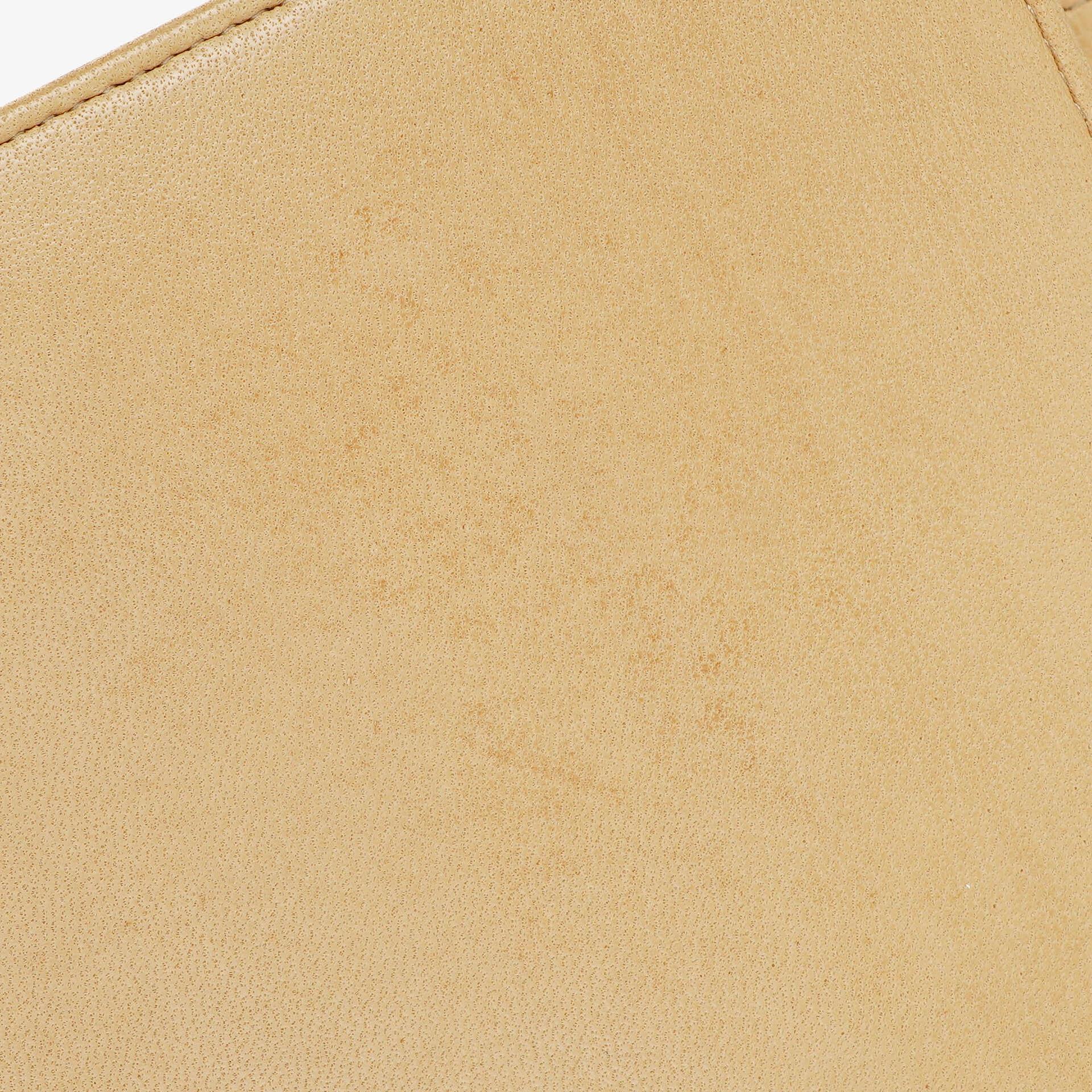 Chanel Classic Full Flap Tasche aus beigem gestepptem Lammleder mit 24K vergoldeter Hardware