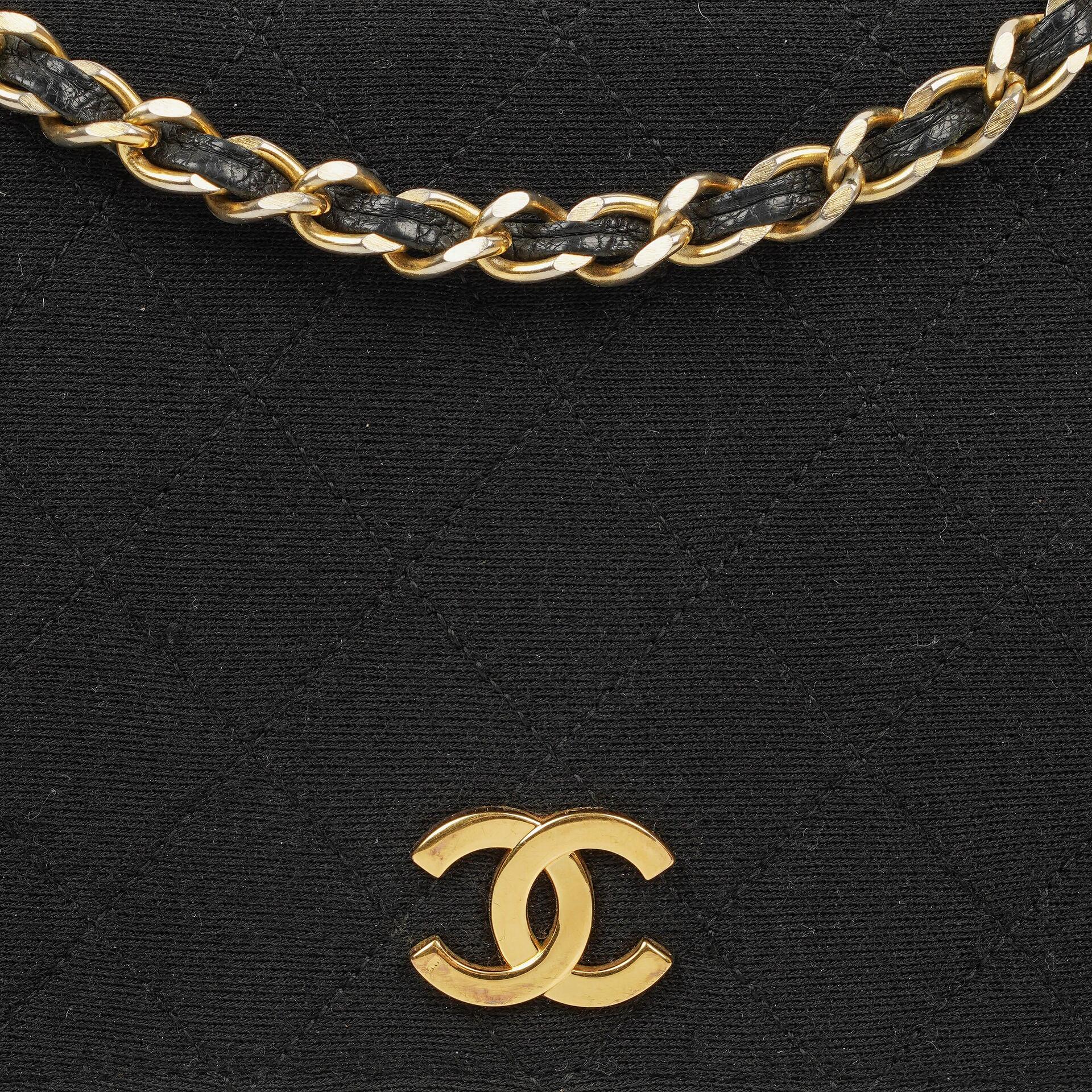 Chanel Klassische Full Flap Tasche Schwarz Gepolsterter Jersey und Leder 24K Vergoldete Beschläge