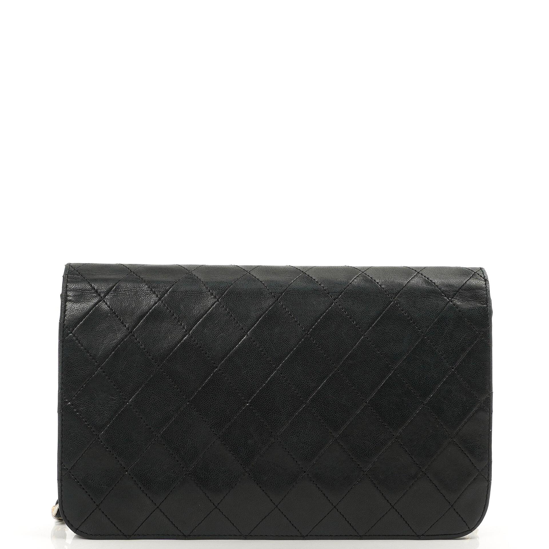Chanel Classic Vollklapptasche Schwarz Gequiltetes Lammleder 24K Goldbeschichtetes Hardware