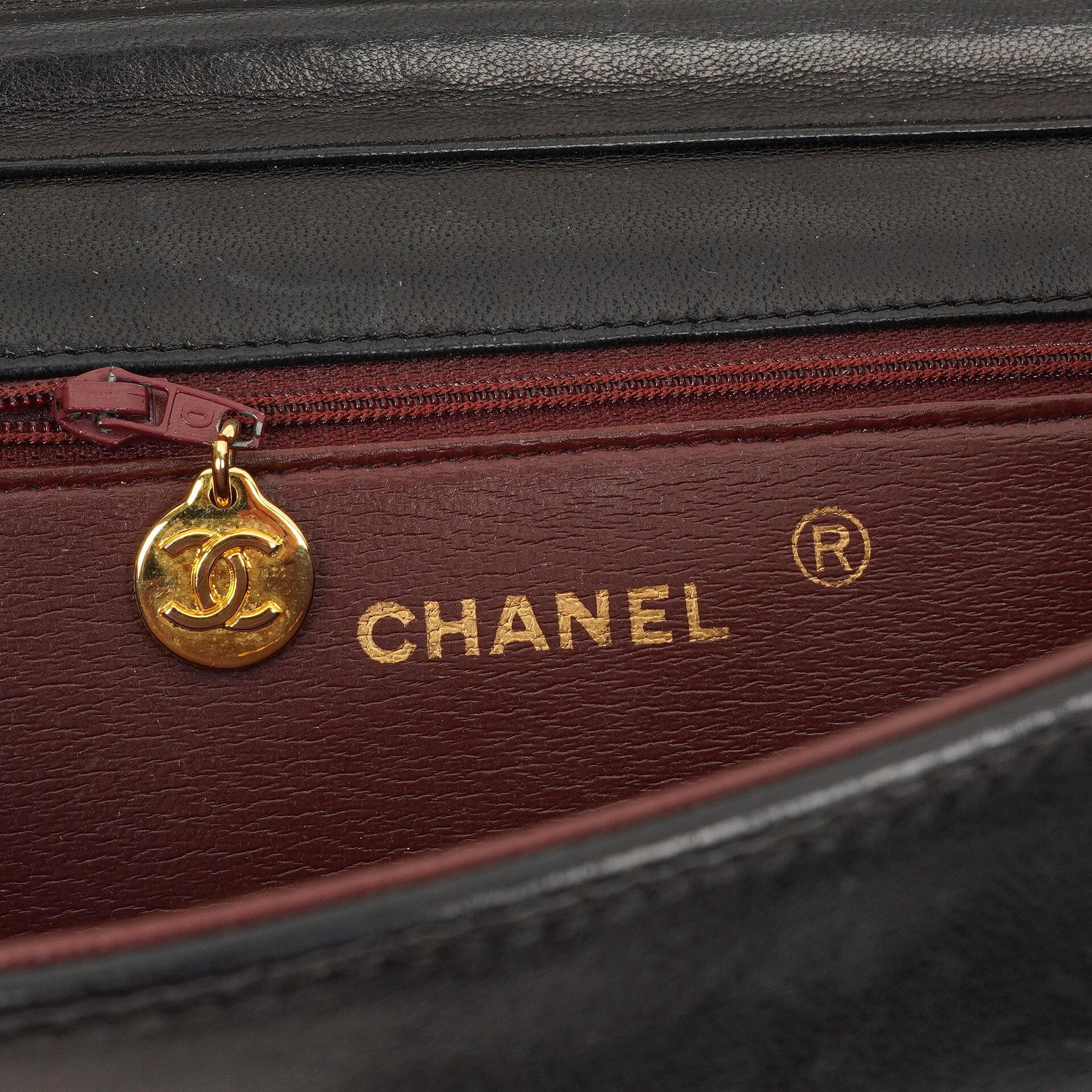 Chanel Classic Full Flap Tasche Schwarz Stepp-Lammleder 24K vergoldete Beschläge