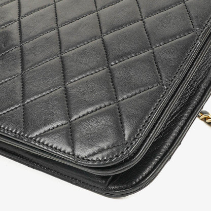 Chanel Classic Full Flap Tasche aus schwarzem gestepptem Lammleder mit 24K vergoldeter Hardware