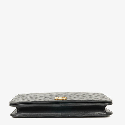 Chanel Classic Full Flap Tasche aus schwarzem gestepptem Lammleder mit 24K vergoldeter Hardware