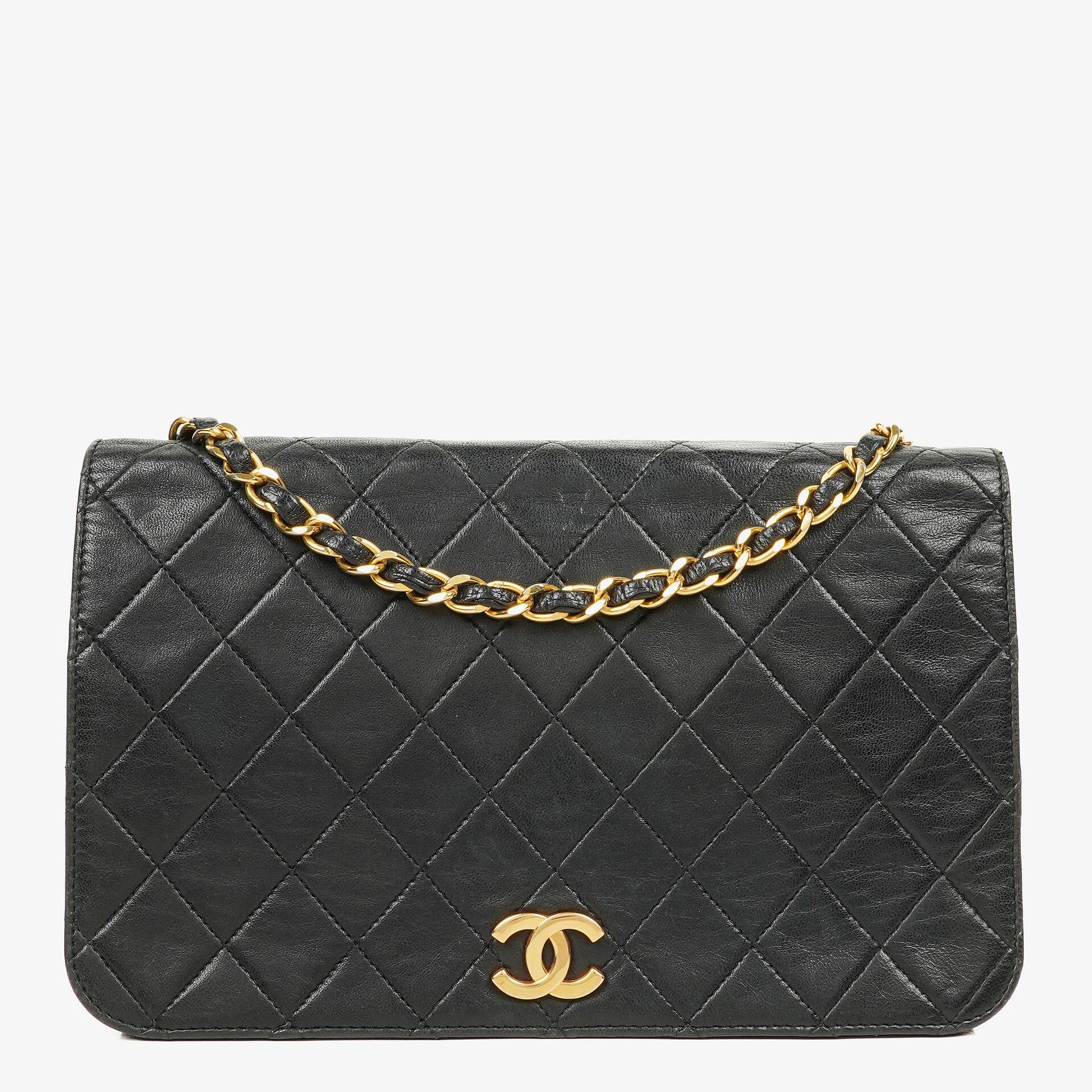Chanel Classic Full Flap Tasche aus schwarzem gestepptem Lammleder mit 24K vergoldeter Hardware