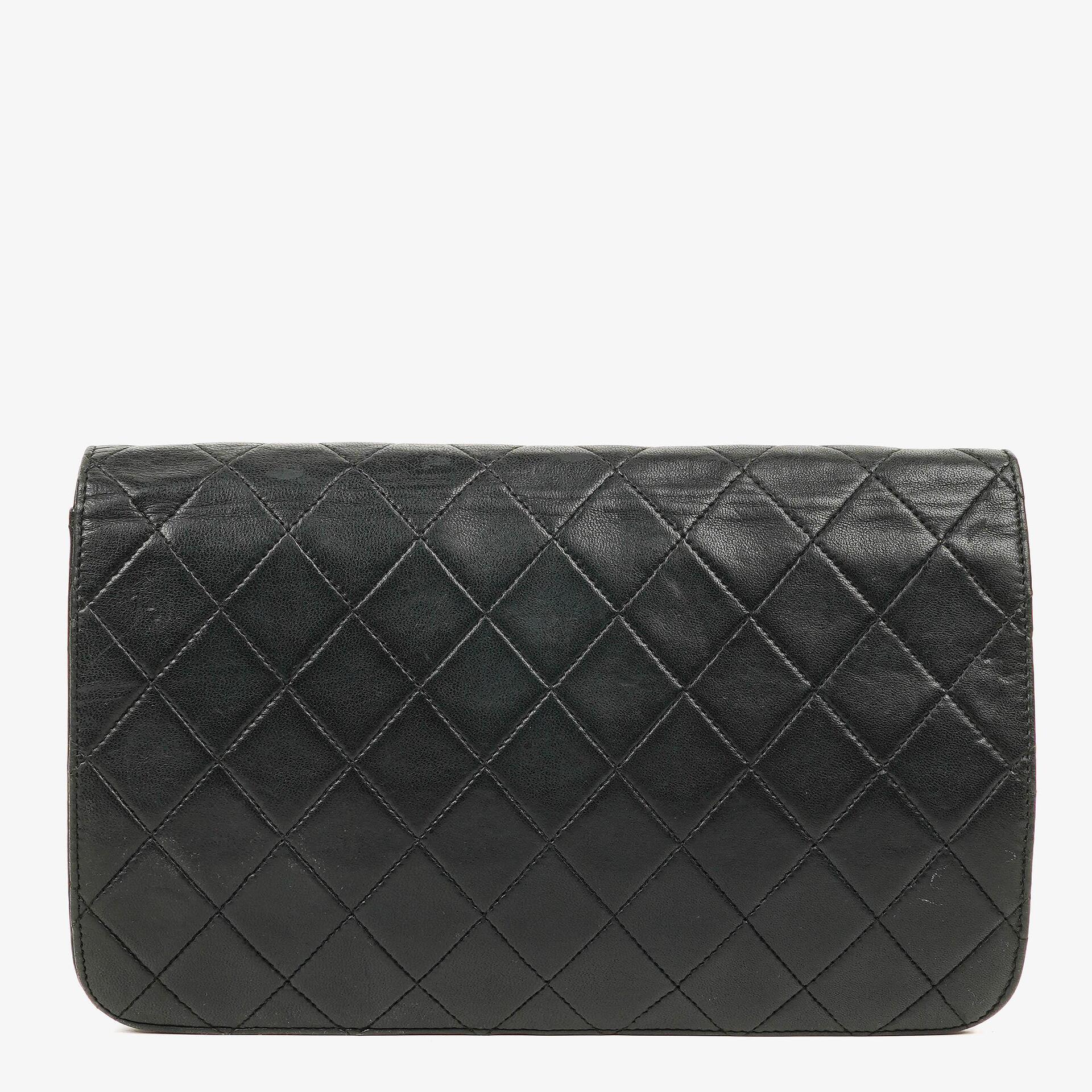 Chanel Classic Full Flap Tasche aus schwarzem gestepptem Lammleder mit 24K vergoldeter Hardware