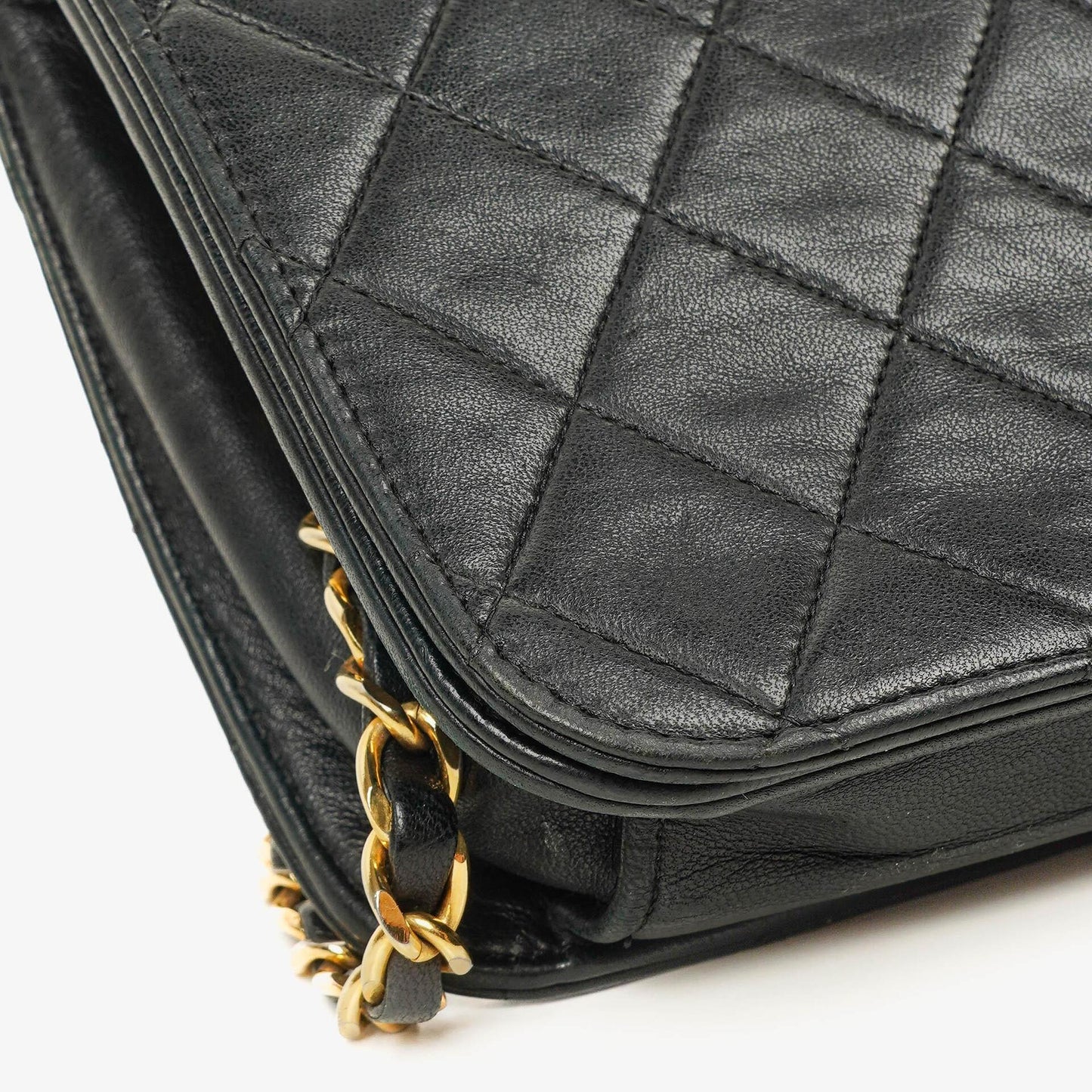 Chanel Classic Full Flap Tasche aus schwarzem gestepptem Lammleder mit 24K vergoldeter Hardware