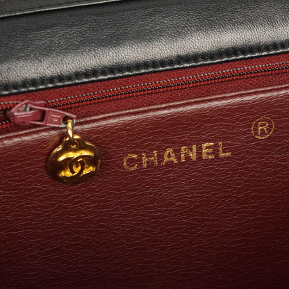 Chanel Classic Full Flap Tasche aus schwarzem gestepptem Lammleder mit 24K vergoldeter Hardware