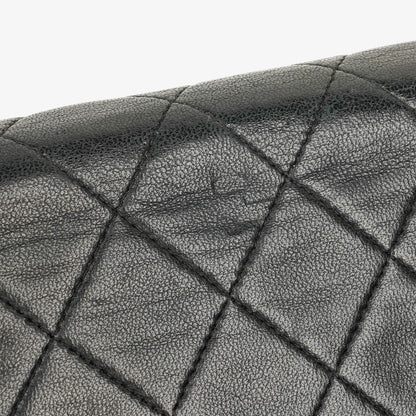 Chanel Classic Full Flap Tasche aus schwarzem gestepptem Lammleder mit 24K vergoldeter Hardware