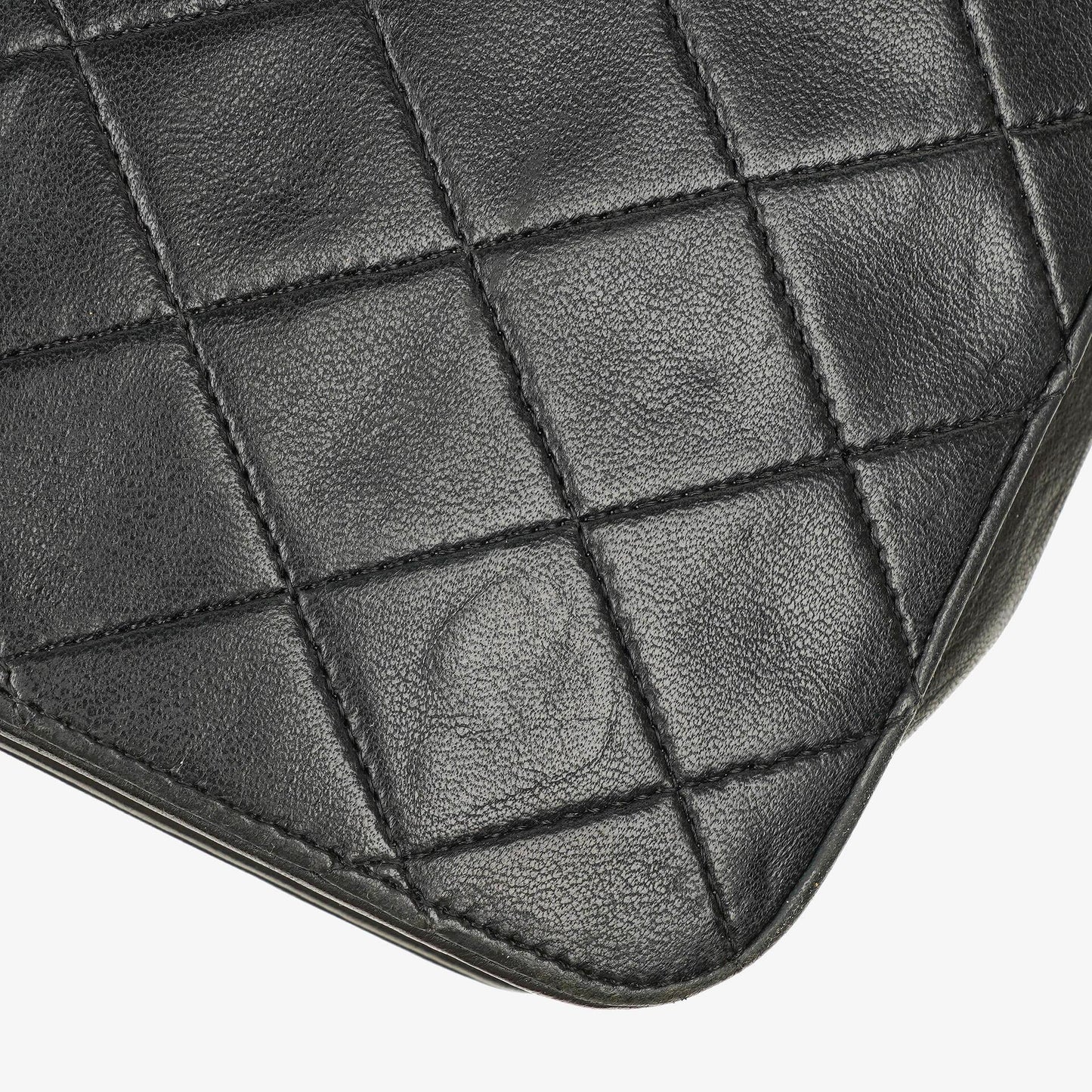 Chanel Classic Full Flap Tasche aus schwarzem gestepptem Lammleder mit 24K vergoldeter Hardware