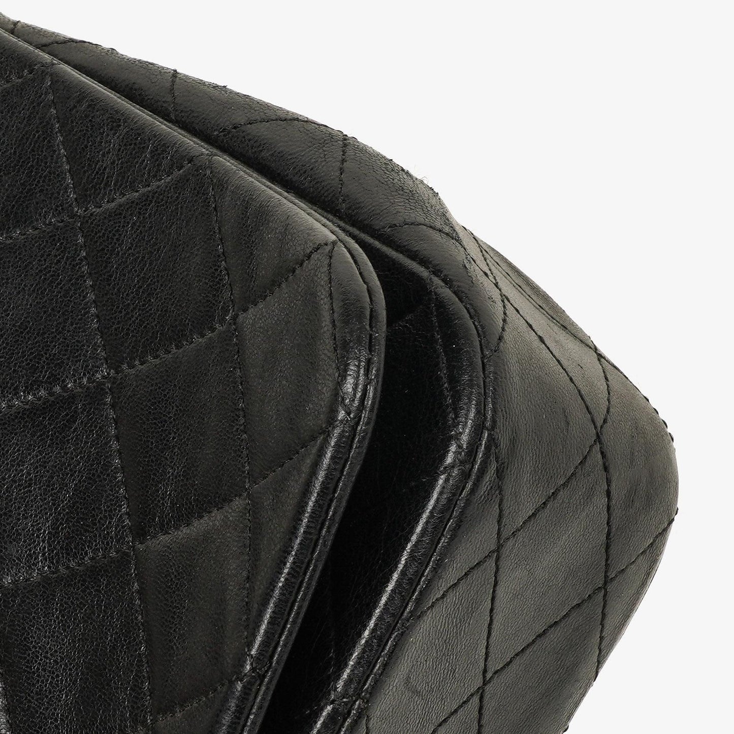 Chanel Classic Full Flap Tasche aus schwarzem gestepptem Lammleder mit 24K vergoldeten Beschlägen