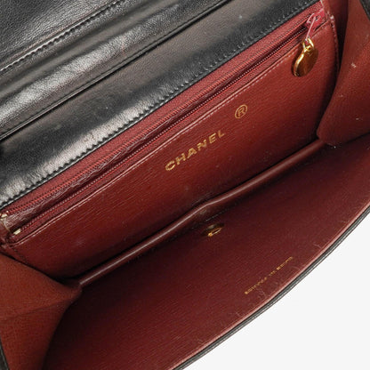 Chanel Classic Full Flap Tasche aus schwarzem gestepptem Lammleder mit 24K vergoldeten Beschlägen