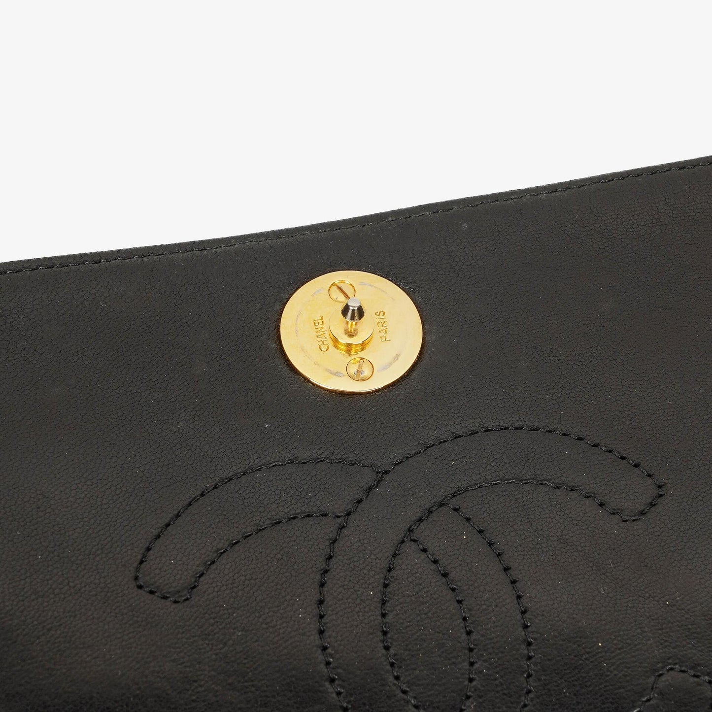 Chanel Classic Full Flap Tasche aus schwarzem gestepptem Lammleder mit 24K vergoldeten Beschlägen