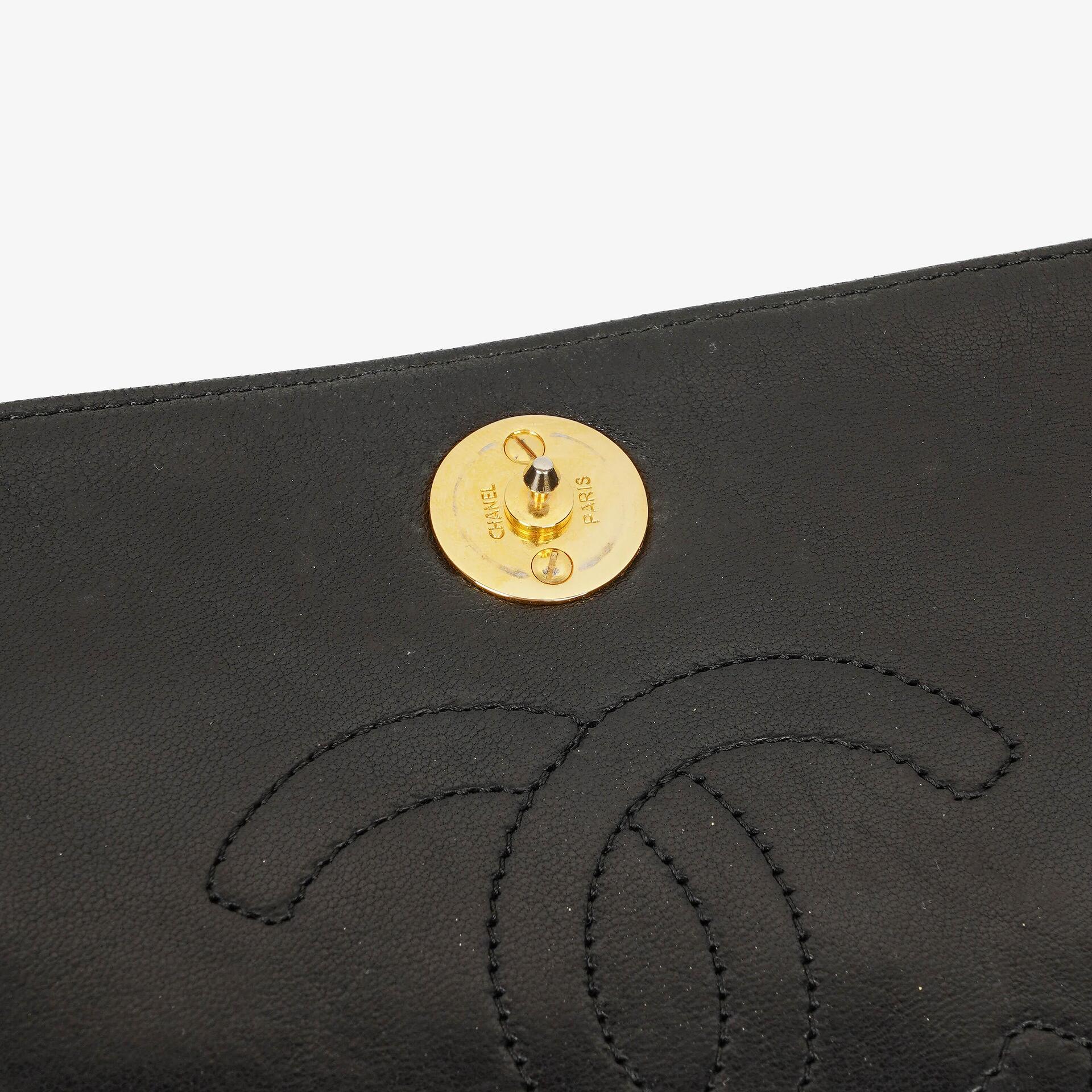 Chanel Classic Full Flap Tasche aus schwarzem gestepptem Lammleder mit 24K vergoldeten Beschlägen