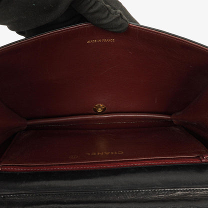 Chanel Classic Full Flap Tasche aus schwarzem gestepptem Lammleder mit 24K vergoldeter Hardware