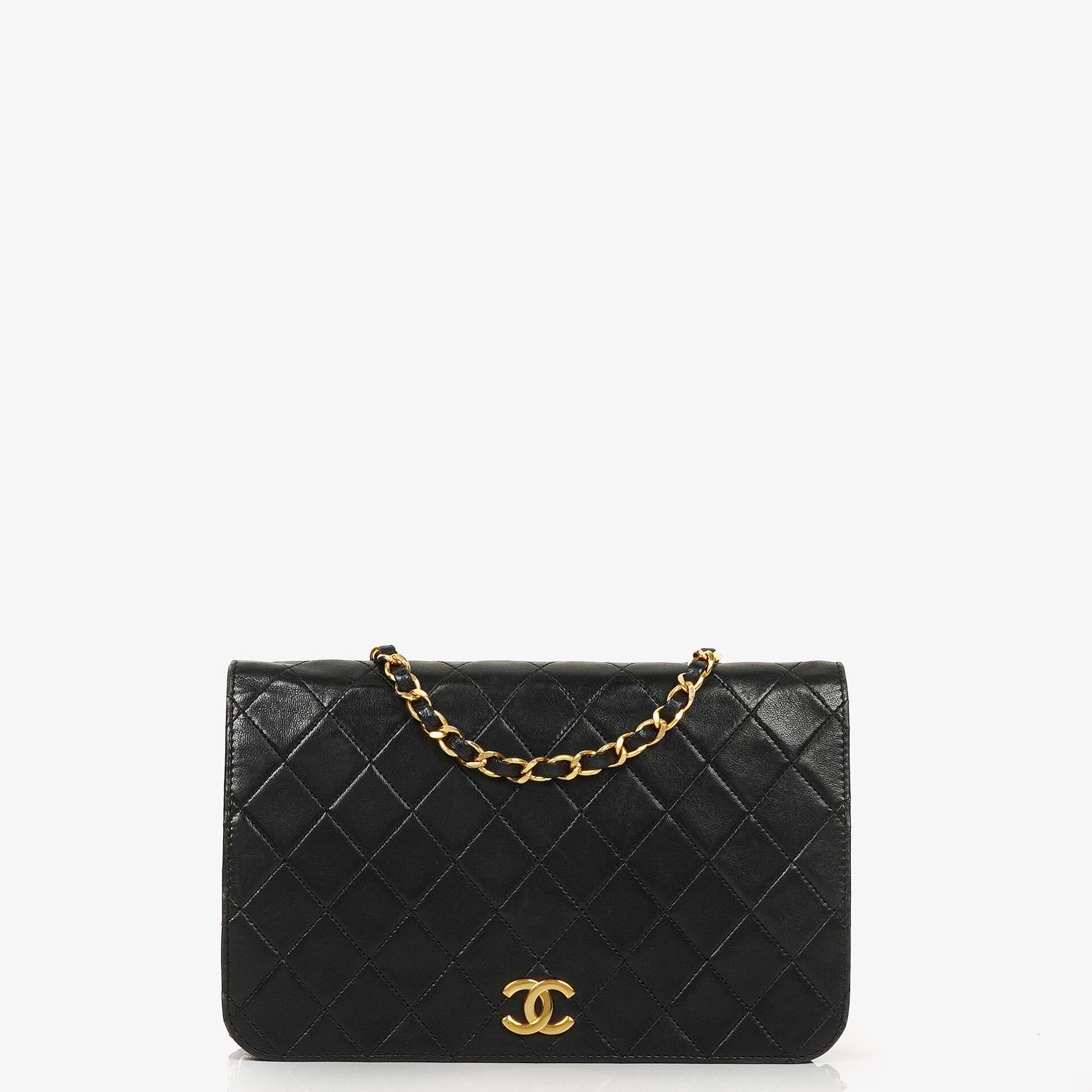 Chanel Classic Full Flap Tasche aus schwarzem gestepptem Lammleder mit 24K vergoldeter Hardware