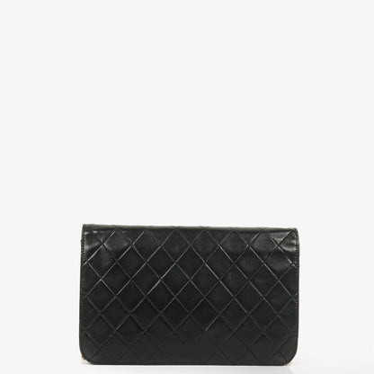 Chanel Classic Full Flap Tasche aus schwarzem gestepptem Lammleder mit 24K vergoldeter Hardware