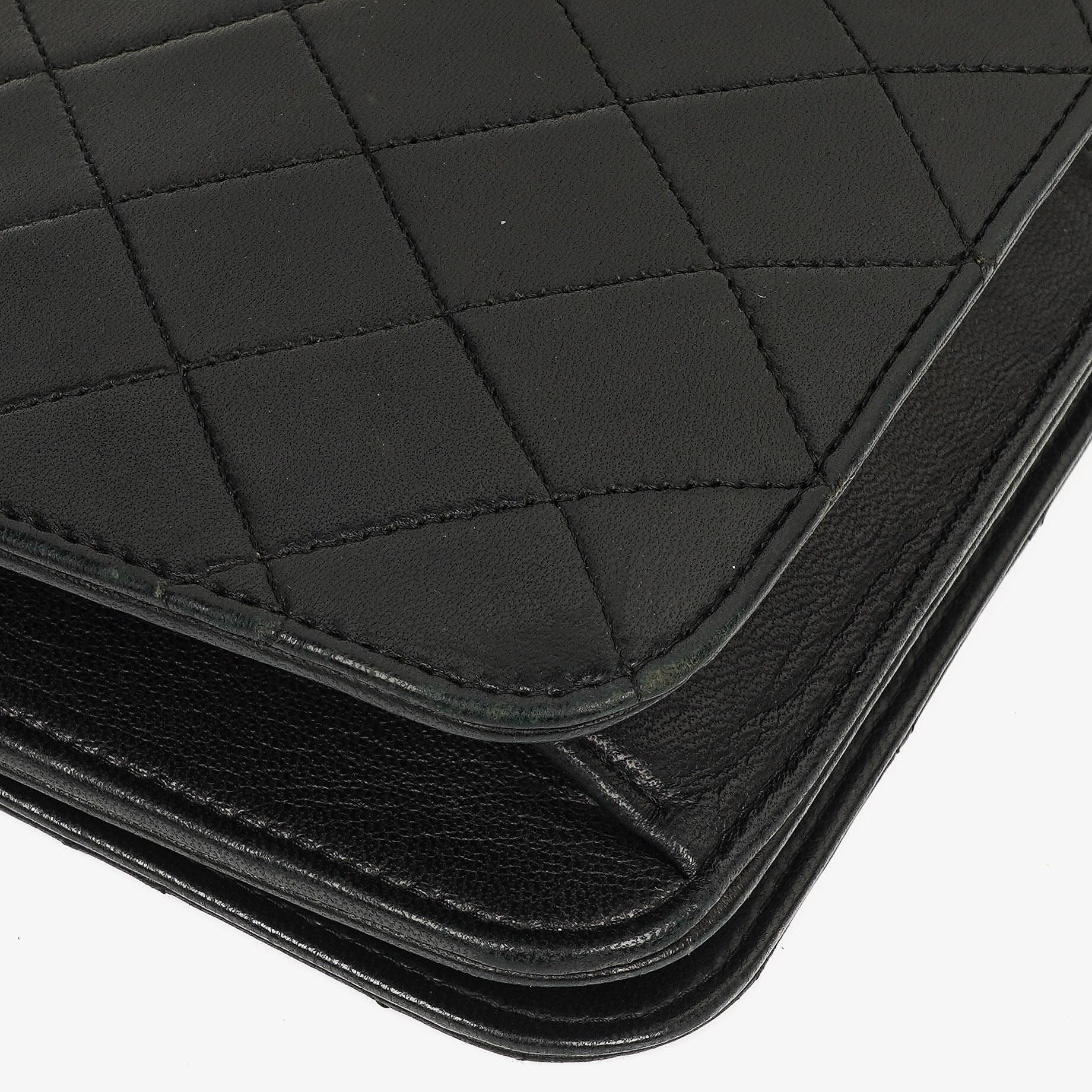 Chanel Classic Full Flap Tasche aus schwarzem gestepptem Lammleder mit 24K vergoldeter Hardware
