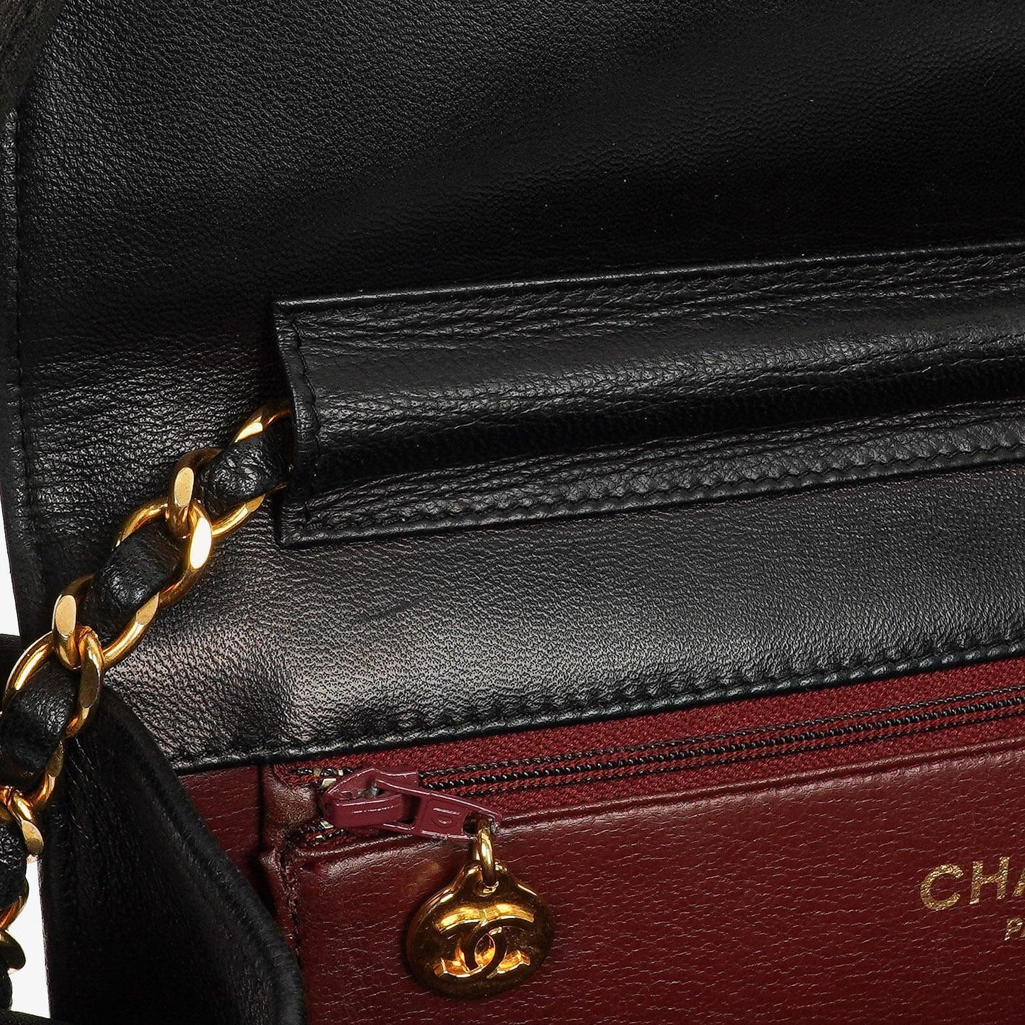 Chanel Classic Full Flap Tasche aus schwarzem gestepptem Lammleder mit 24K vergoldeter Hardware