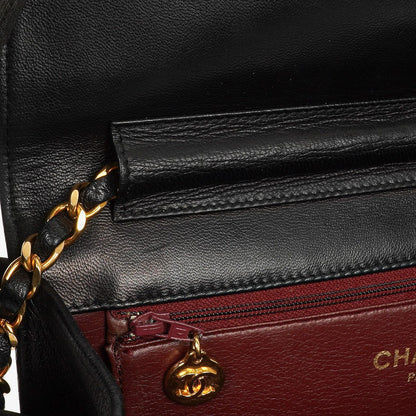 Chanel Classic Full Flap Tasche aus schwarzem gestepptem Lammleder mit 24K vergoldeter Hardware