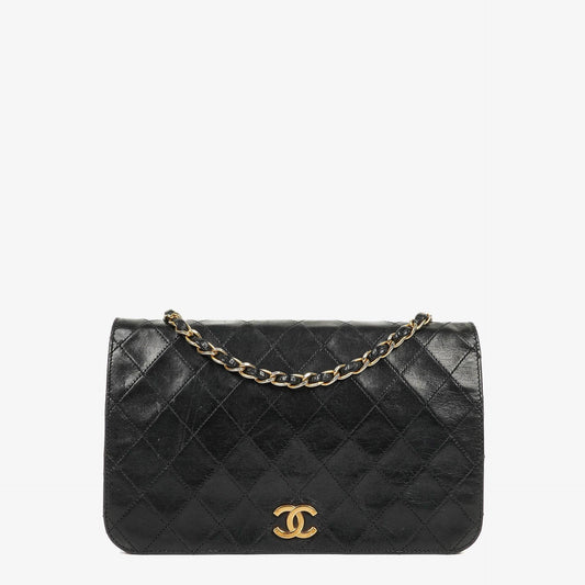 Chanel Classic Vollklappentasche aus schwarzem gestepptem Lammleder mit 24K vergoldeten Beschlägen