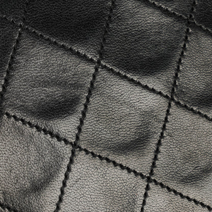 Chanel Classic Vollklappentasche aus schwarzem gestepptem Lammleder mit 24K vergoldeten Beschlägen