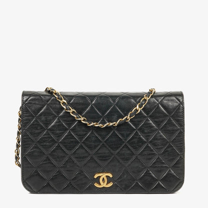 Chanel Classic Vollklappentasche aus schwarzem gestepptem Lammleder mit 24K vergoldeten Beschlägen