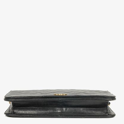 Chanel Classic Vollklappentasche aus schwarzem gestepptem Lammleder mit 24K vergoldeten Beschlägen