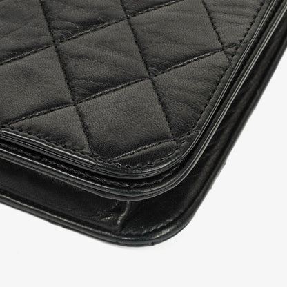 Chanel Classic Vollklappentasche aus schwarzem gestepptem Lammleder mit 24K vergoldeten Beschlägen