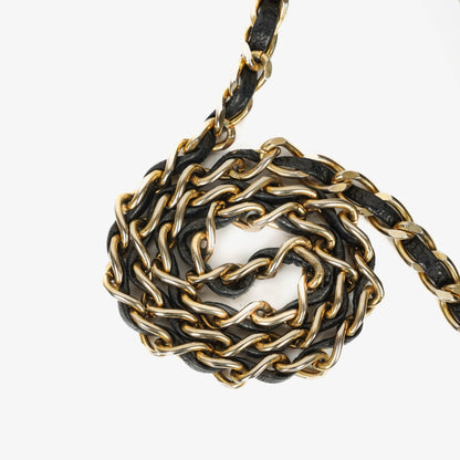 Chanel Classic Vollklappentasche aus schwarzem gestepptem Lammleder mit 24K vergoldeten Beschlägen