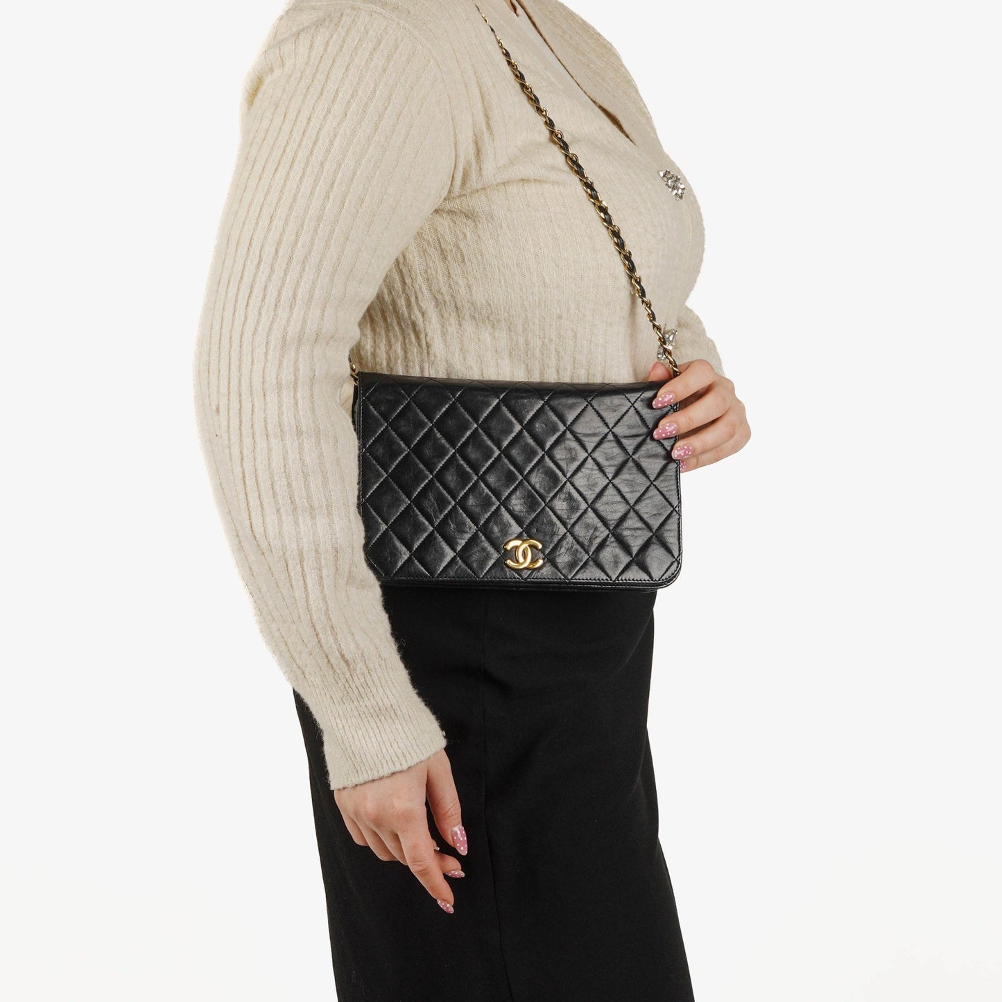 Chanel Classic Vollklappentasche aus schwarzem gestepptem Lammleder mit 24K vergoldeten Beschlägen