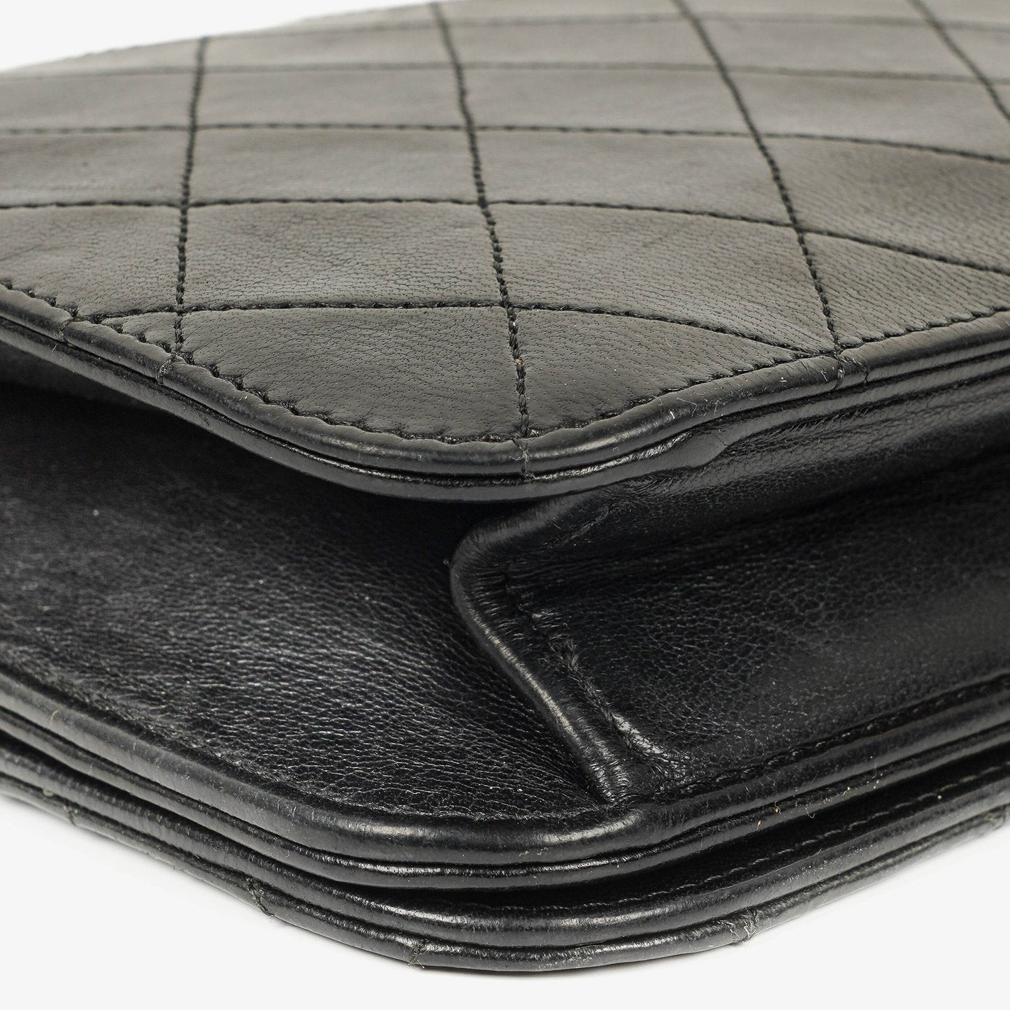 Chanel Classic Full Flap Tasche aus schwarzem gestepptem Lammleder mit 24K vergoldeter Hardware