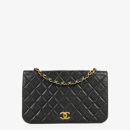 Chanel Classic Full Flap Bag aus schwarzem gestepptem Lammleder mit 24K vergoldeter Hardware