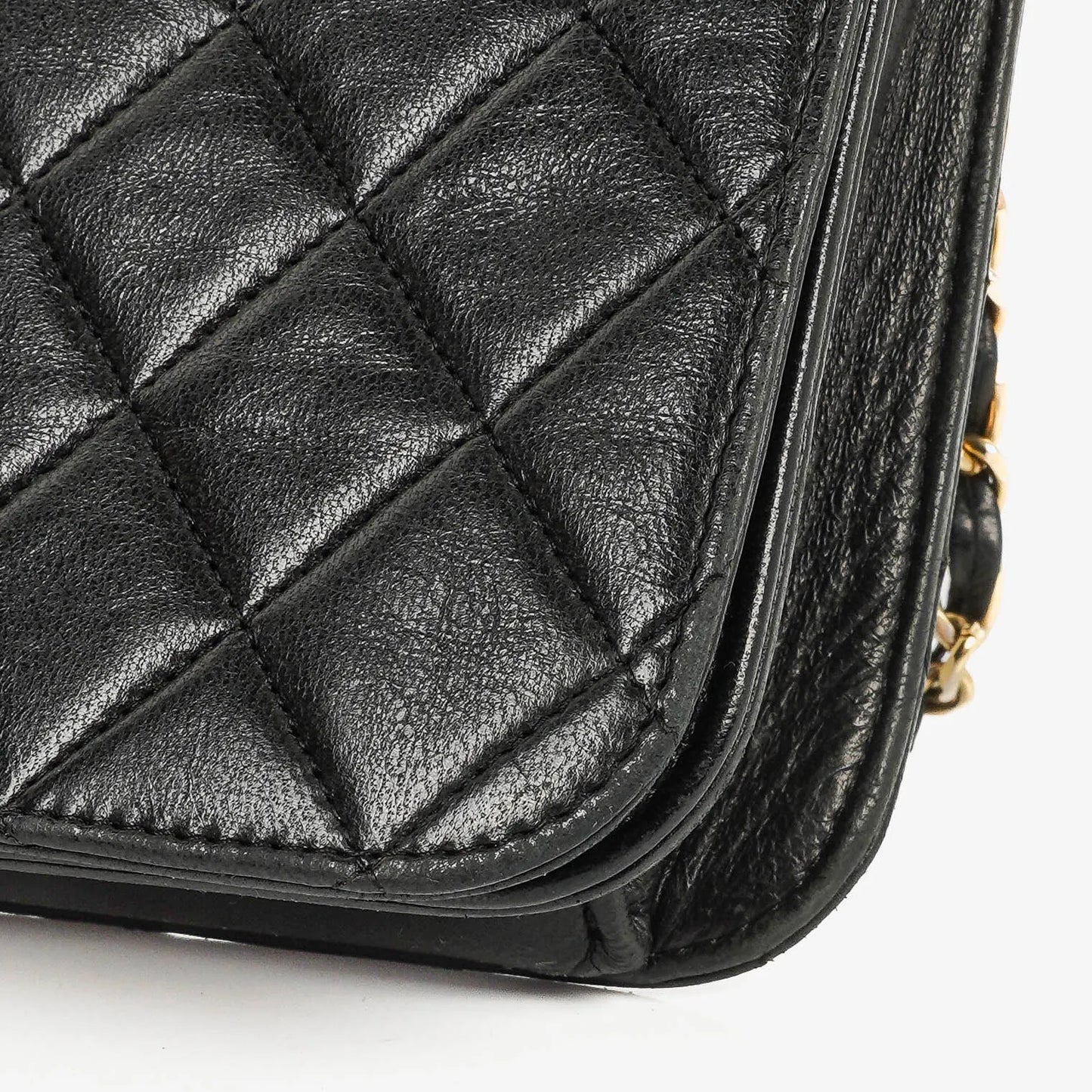 Chanel Classic Full Flap Bag aus schwarzem gestepptem Lammleder mit 24K vergoldeter Hardware