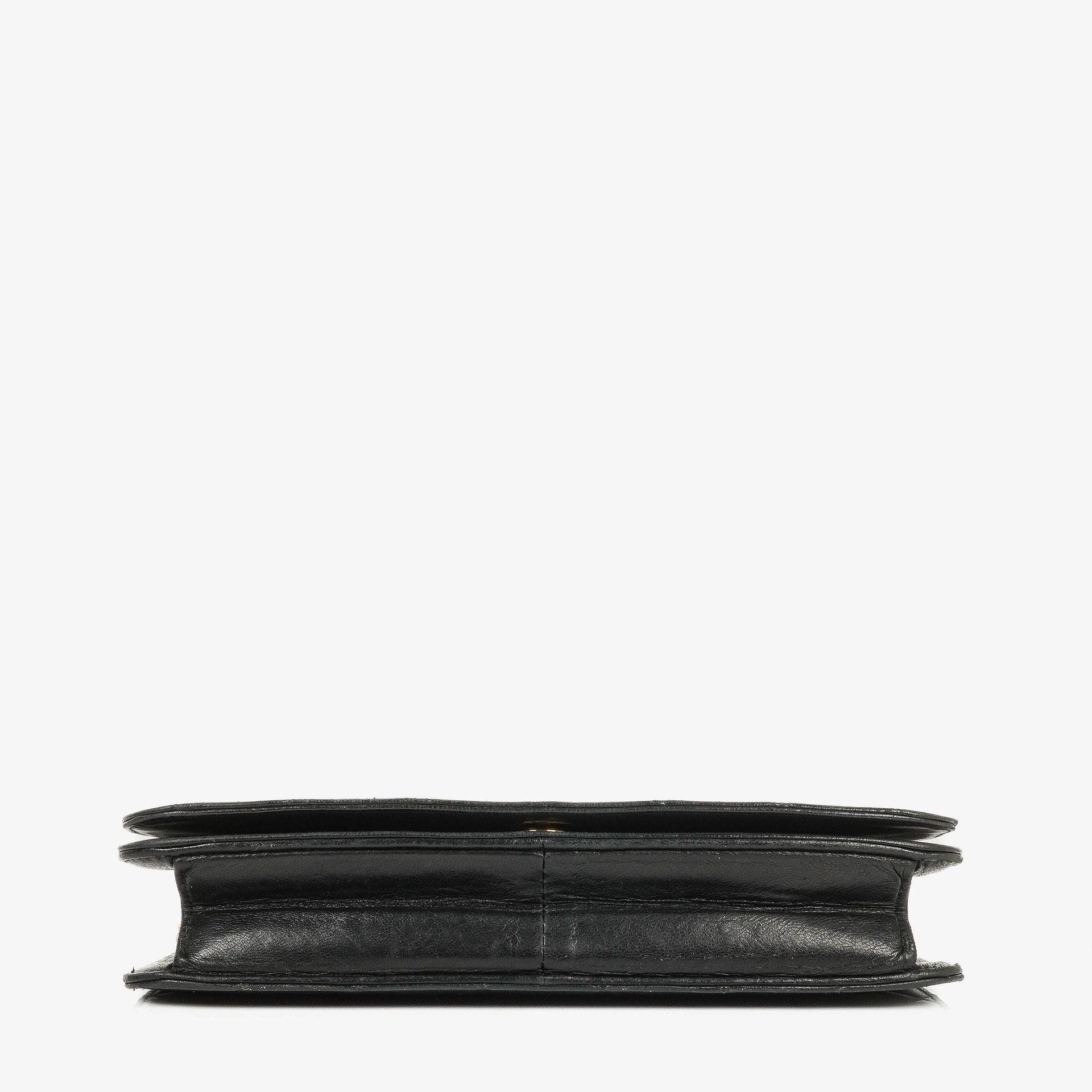 Chanel Classic Full Flap Bag aus schwarzem gestepptem Lammleder mit 24K vergoldeter Hardware