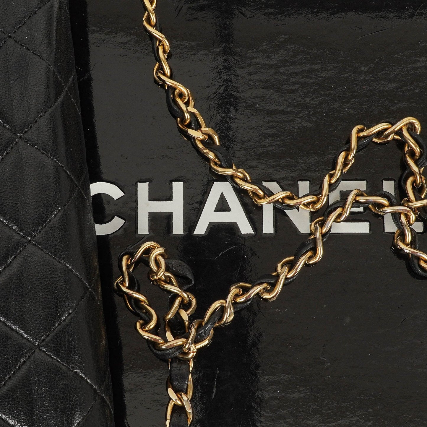 Chanel Classic Full Flap Bag aus schwarzem gestepptem Lammleder mit 24K vergoldeter Hardware