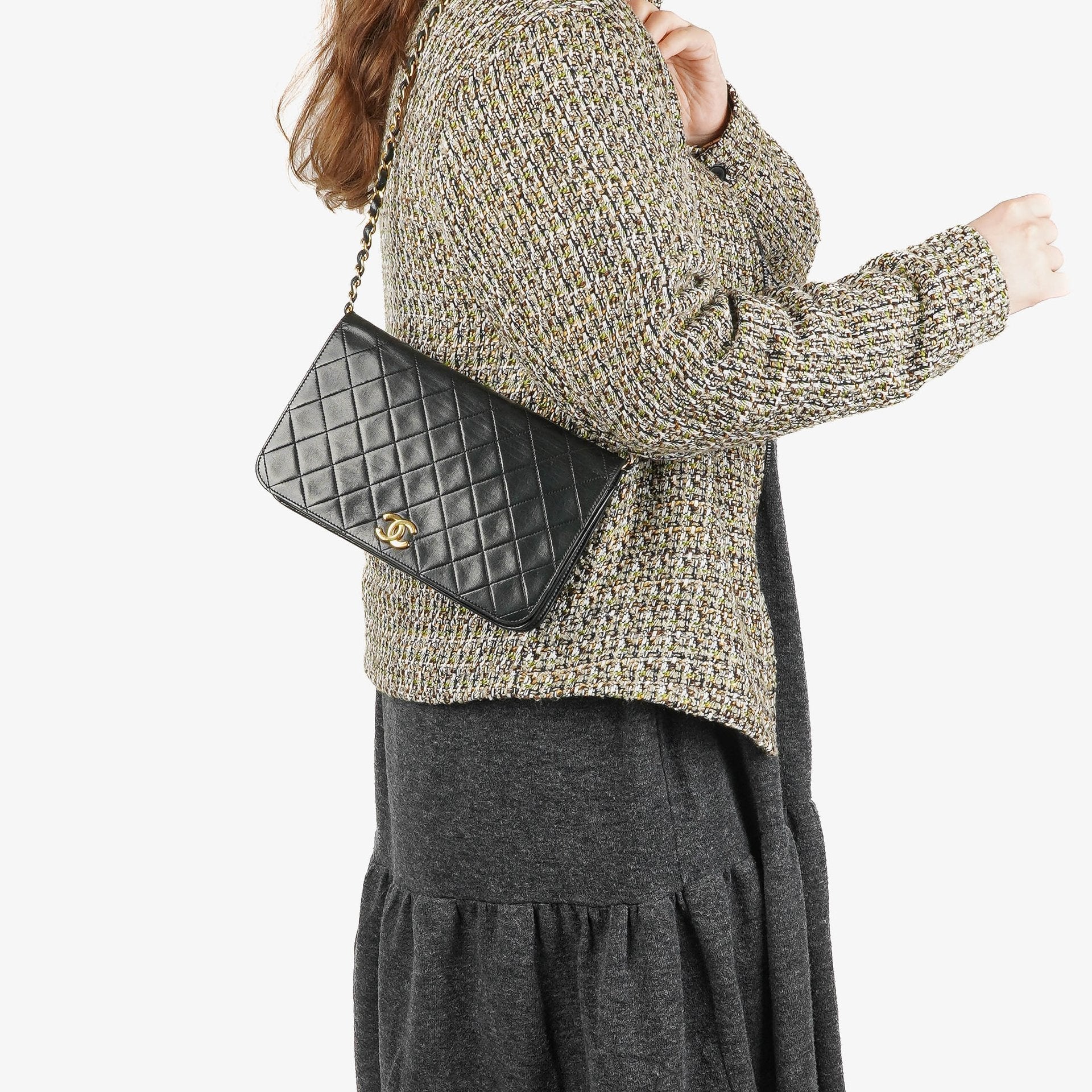 Chanel Classic Full Flap Tasche aus schwarzem gestepptem Lammleder mit 24K vergoldeten Beschlägen