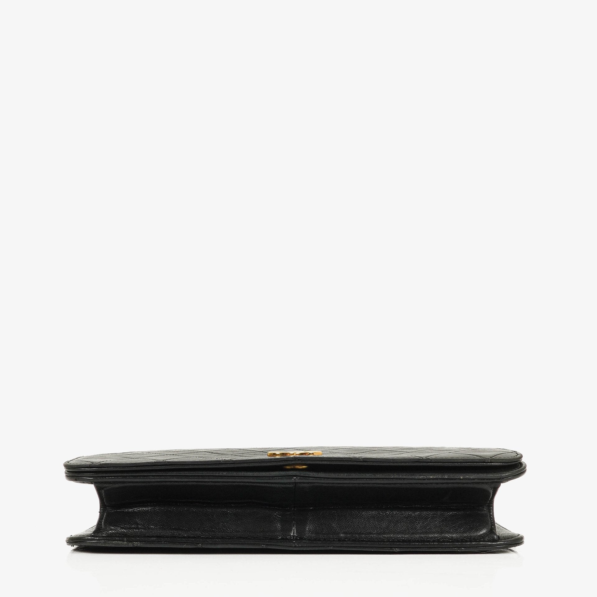 Chanel Classic Full Flap Tasche aus schwarzem gestepptem Lammleder mit 24K vergoldeten Beschlägen