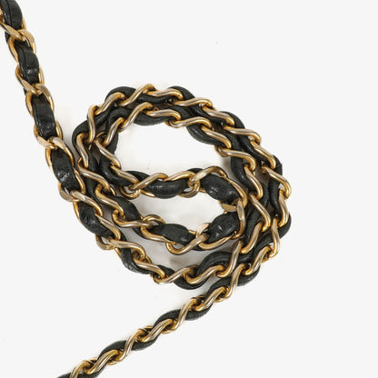 Chanel Classic Full Flap Tasche aus schwarzem gestepptem Lammleder mit 24K vergoldeten Beschlägen