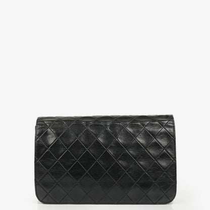Chanel Classic Full Flap Tasche aus schwarzem Steppleder mit 24K vergoldeten Beschlägen
