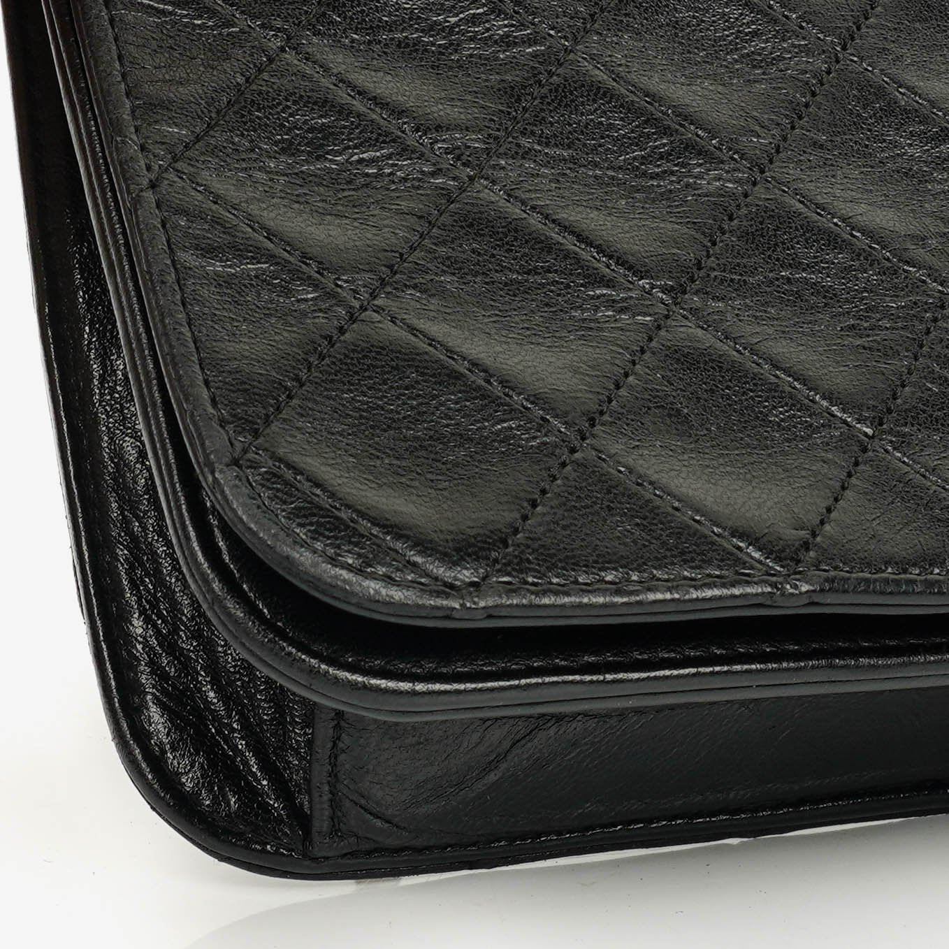 Chanel Classic Full Flap Tasche aus schwarzem Steppleder mit 24K vergoldeten Beschlägen