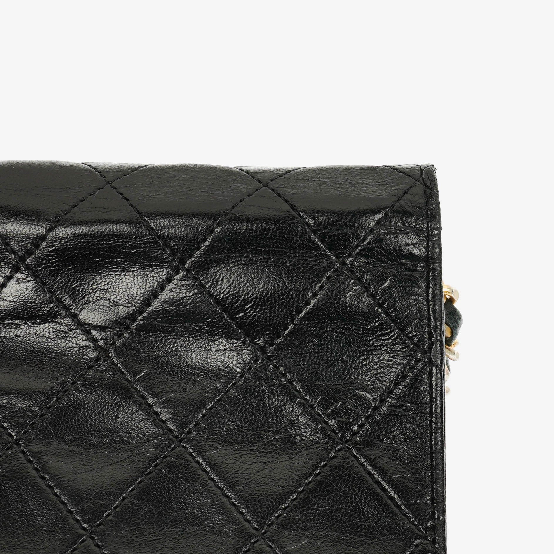 Chanel Classic Full Flap Tasche aus schwarzem Steppleder mit 24K vergoldeten Beschlägen