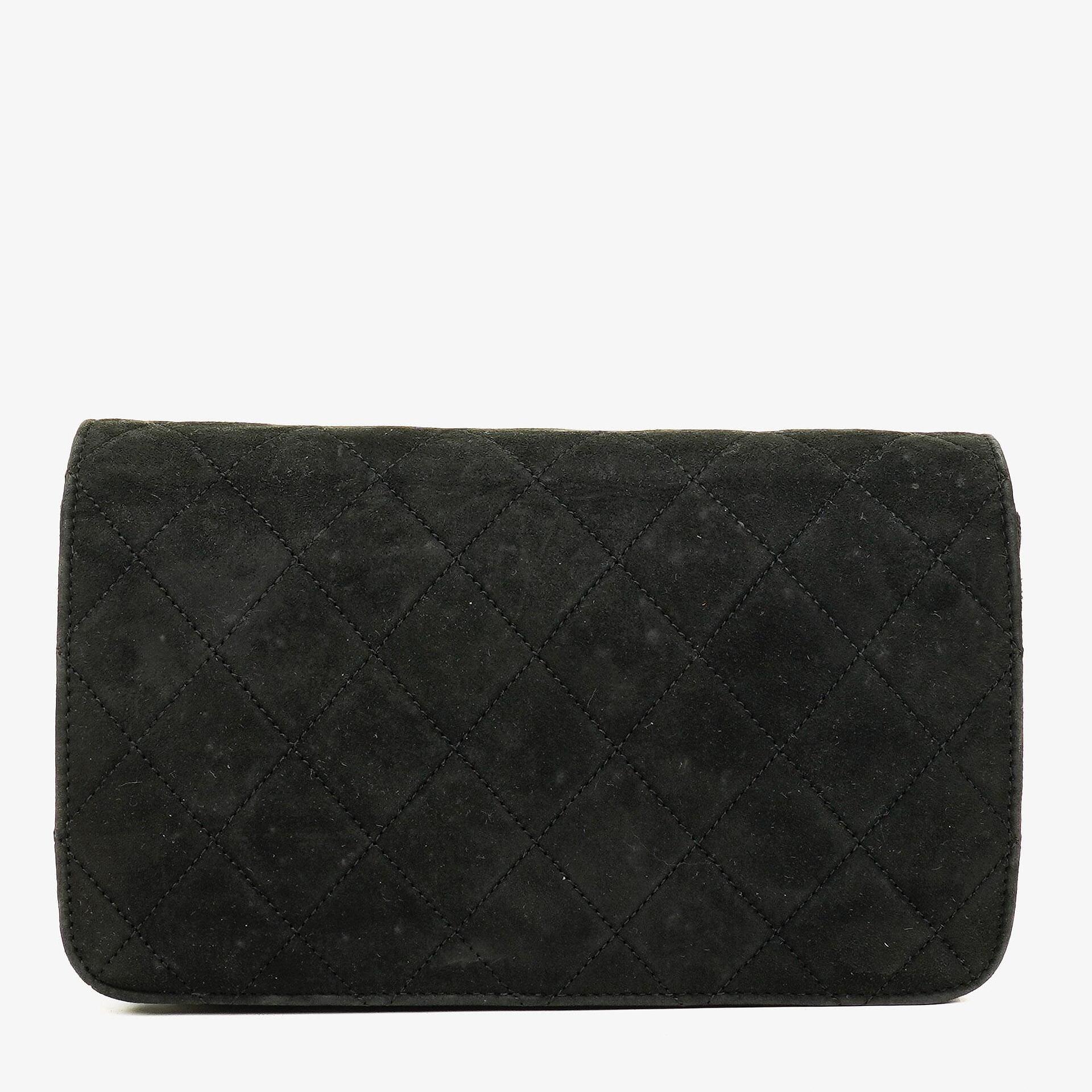 Chanel Classic Full Flap Tasche aus schwarzem gestepptem Wildleder