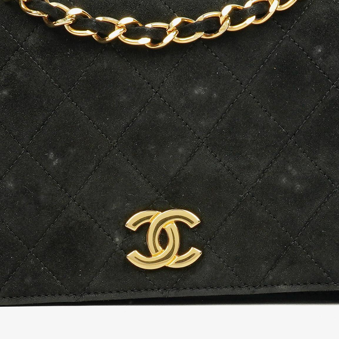 Chanel Classic Full Flap Tasche aus schwarzem gestepptem Wildleder