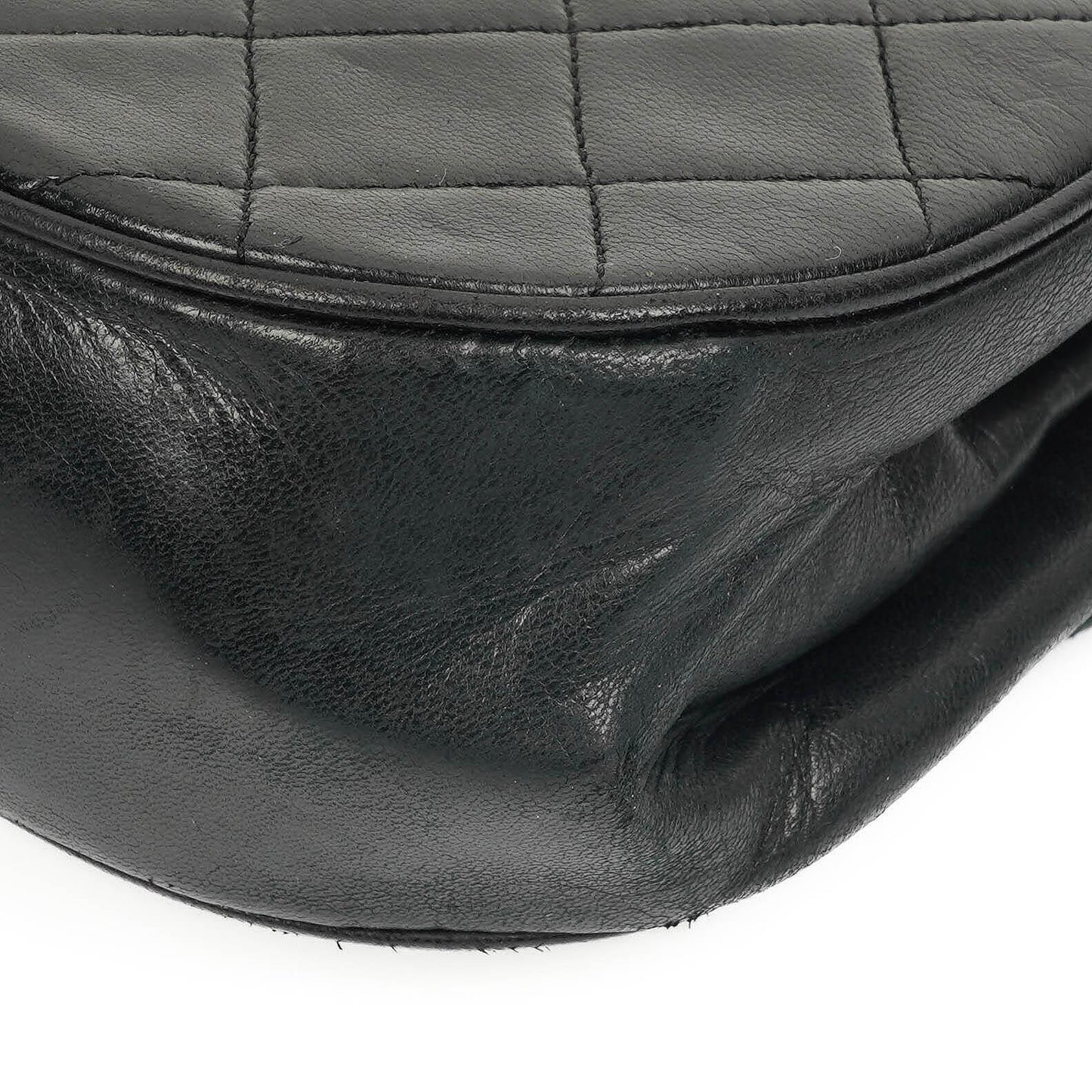 Chanel Classic Half Moon Double Flap Tasche aus schwarzem gestepptem Lammleder mit 24K vergoldeter Hardware
