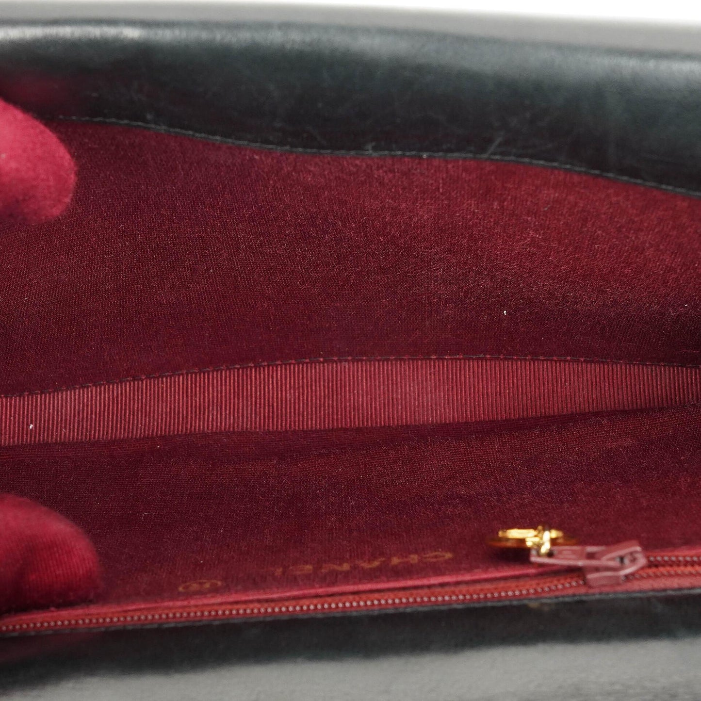 Chanel Classic Half Moon Double Flap Tasche aus schwarzem gestepptem Lammleder mit 24K vergoldeter Hardware